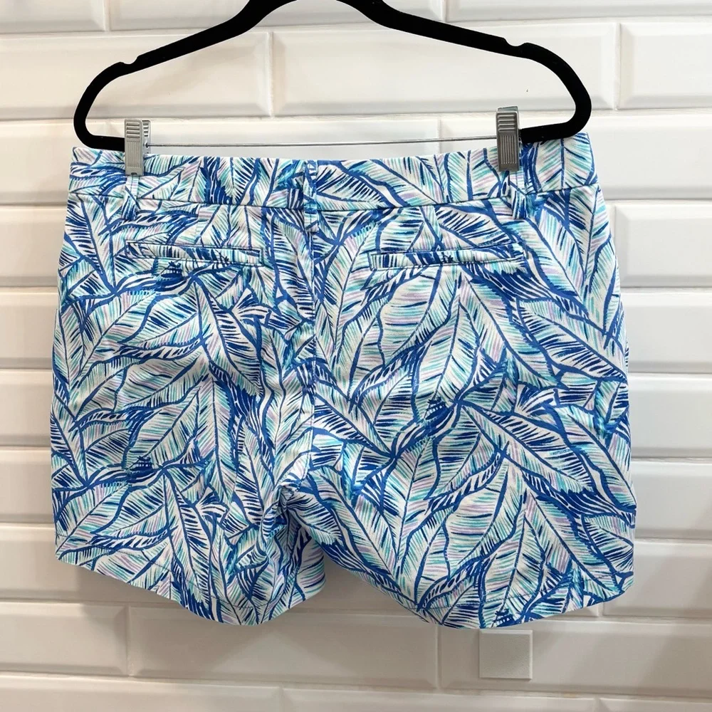 Lilly Pulitzer Women's Jayne Stretch Short, 7” Inseam, 12 - Picture 3 of 8